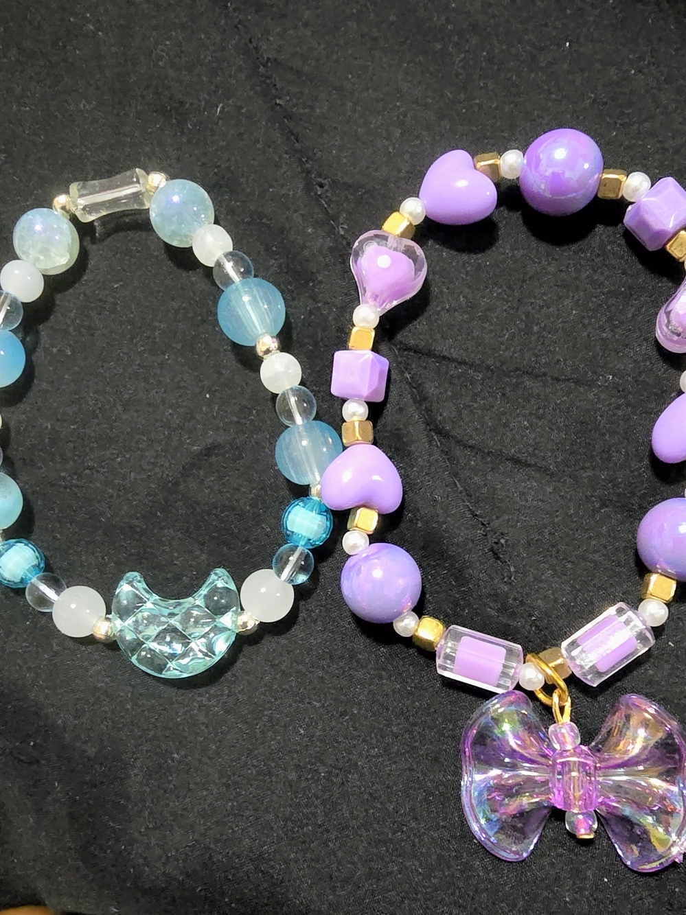Kids Purple Beaded Bracelet with Iridescent Bow Charm